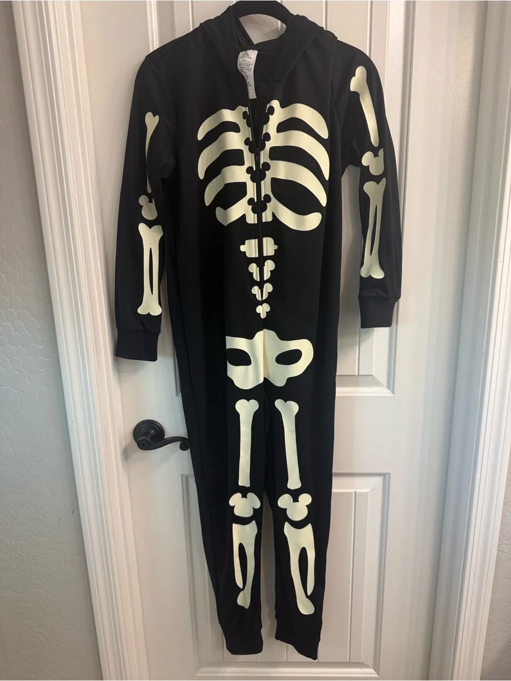 Disney Mickey Mouse Skeleton Hooded Onesie Costume glow in the dark size 9/10